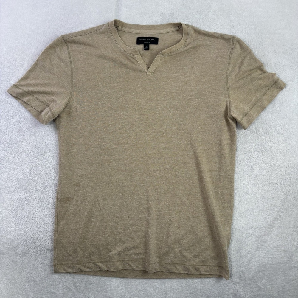 Banana Republic Linen Blend Tan Short Sleeve Slit Neck Top Men's S Distressed